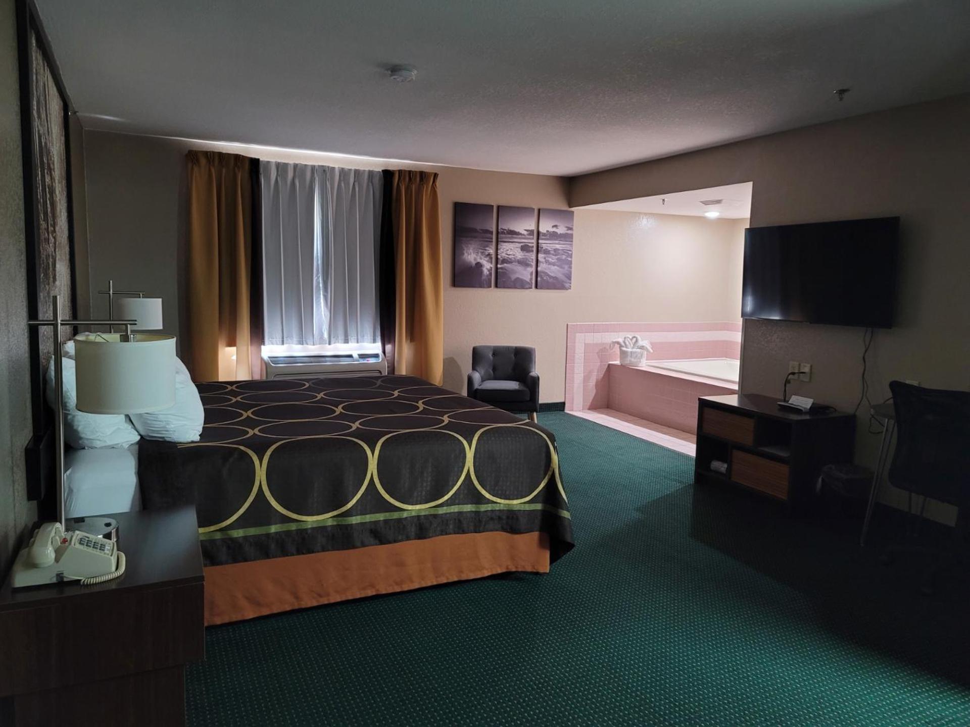 Super 8 By Wyndham Ionia Mi Hotel Ngoại thất bức ảnh